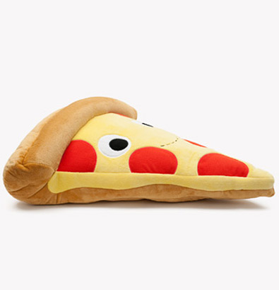 Heidi-Kenney-x-Kidrobot-Yummy-Pizza-Plush-04 Heidi-Kenney-x-Kidrobot-Yummy-Pizza-Plush-04