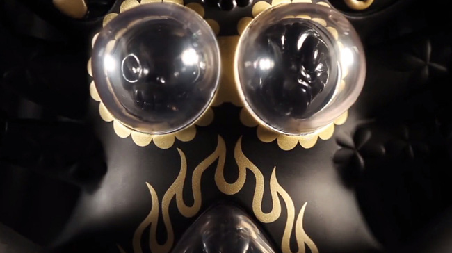 kidrobot-black-kuro-megami-3